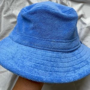 NWT TNA bucket hat